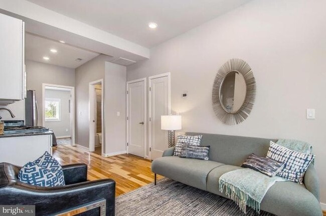 Living Room - 1247 Penn St NE