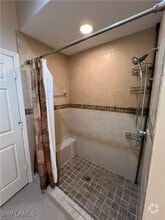 Building Photo - 592 Lambton Ln