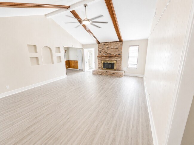 Foto del edificio - 24207 Shellbrook Dr