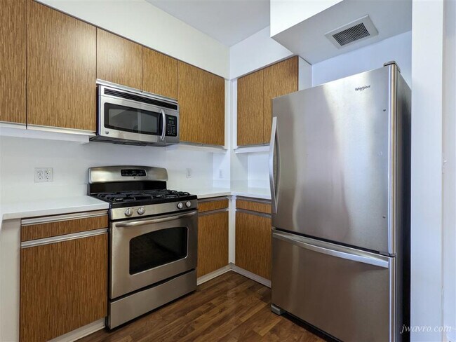 Building Photo - 5800 3rd St
