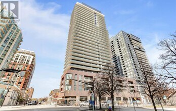 Building Photo - 2075 Lakeshore Rd.