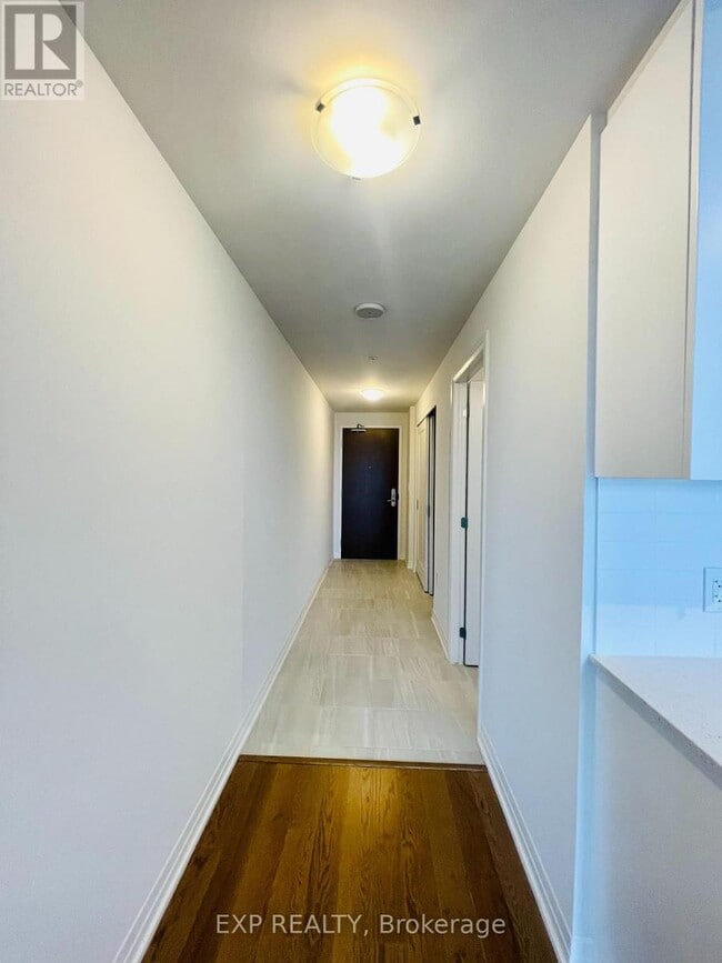 Building Photo - 805 Carling Ave