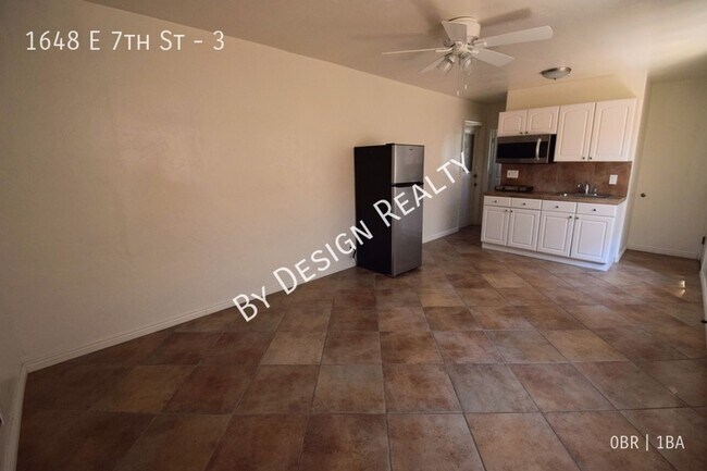 Foto del edificio - Studio Space with ALL UTILITIES INCLUDED - Walk to UofA