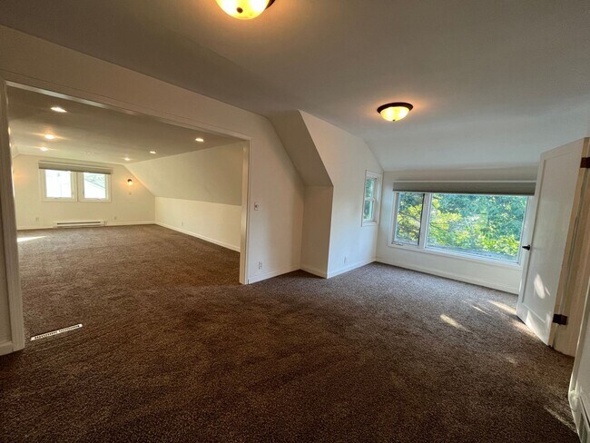 Foto del edificio - 408 Leicester Ave