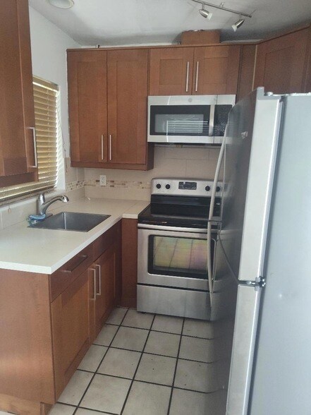 Foto del edificio - 1717 SW 11th St