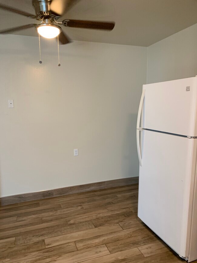 Building Photo - 3057 Westboro Dr