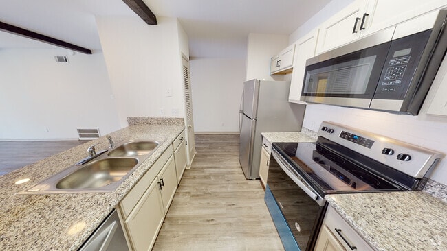 3D VIRTUAL TOUR LINK https://bit.ly/3F04Icj - 1208 Houston St