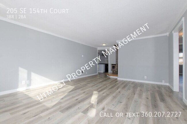Foto del edificio - 205 SE 154th Ct