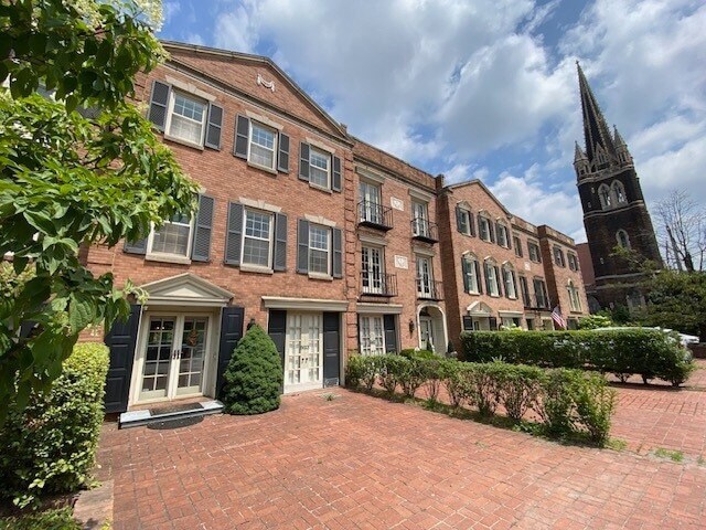 Foto principal - 5623 Fifth Ave