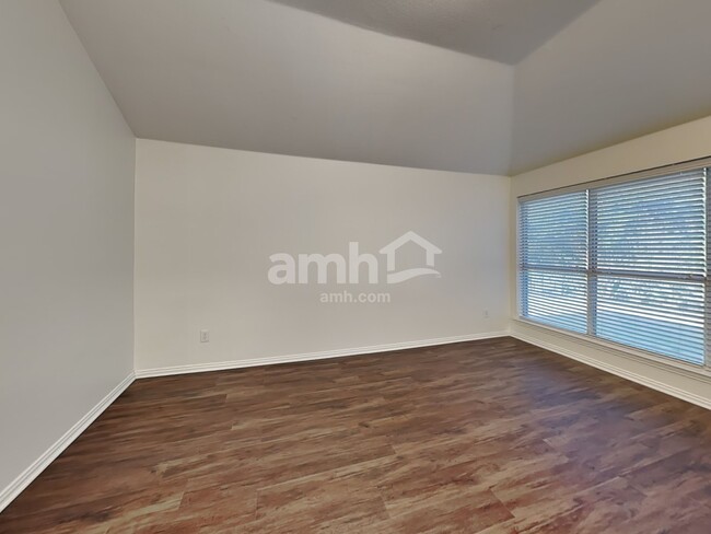 Building Photo - 8784 Turnberry Dr
