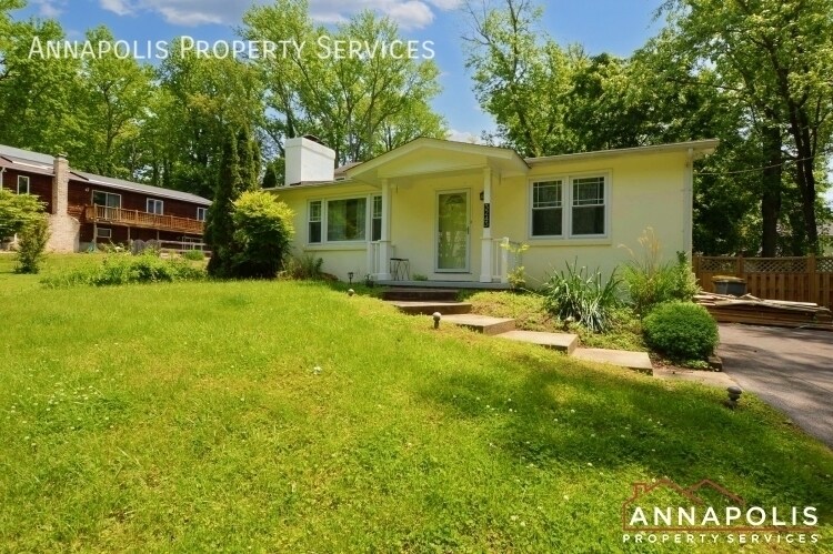 Primary Photo - 3243 Henson Ave