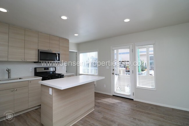 Foto del edificio - 3617 Ocean Front Walk