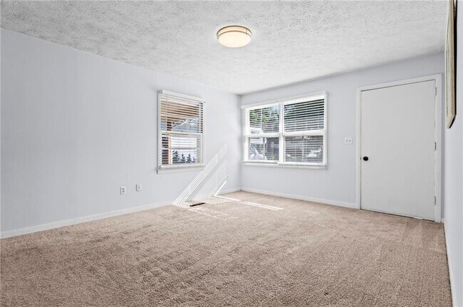 Foto del edificio - 2560 Walton Way SW