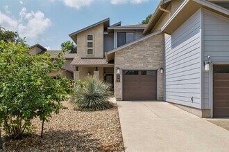 Building Photo - 4008 Valley View Rd