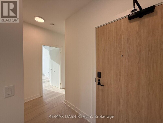 Building Photo - 15 Mercer St