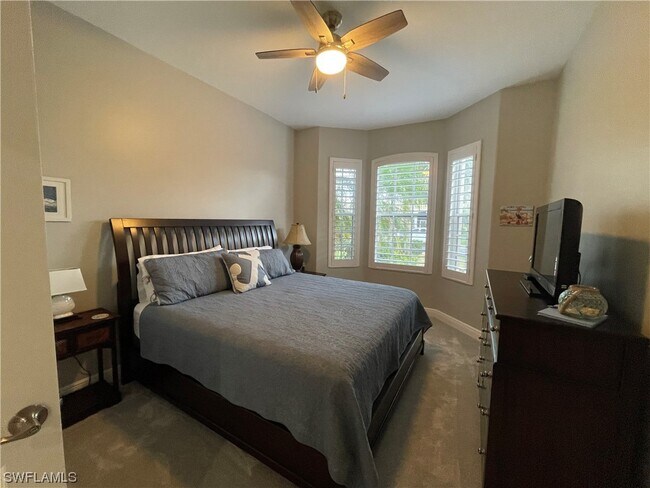 Foto del edificio - 16456 Edgemont Dr