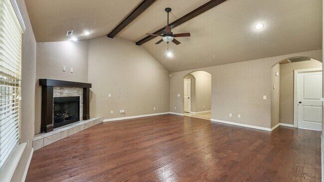 Building Photo - 6208 S 38th St