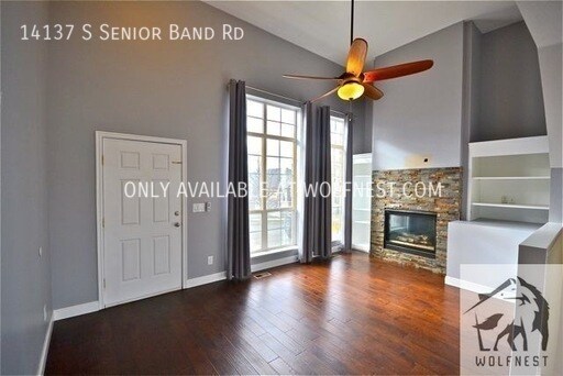 Foto del edificio - No Security Deposit Option! Astonishing 3 ...