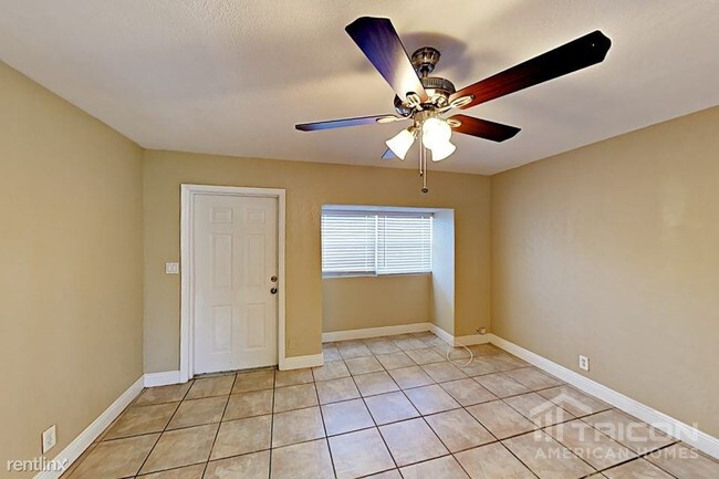 Foto del edificio - 420 NW 52nd St