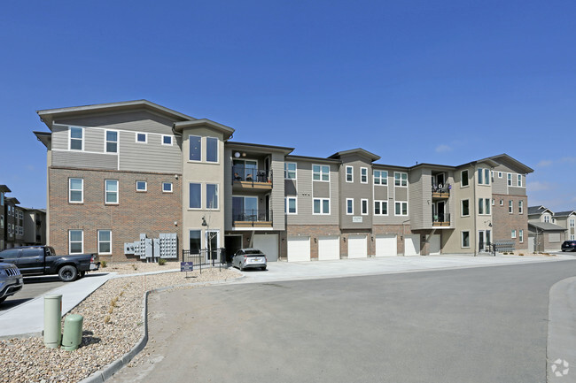 Foto del edificio - WesTown Condos