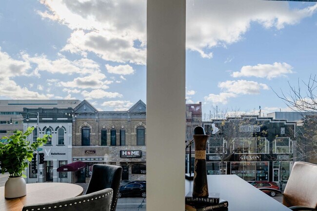 Foto del edificio - 127 N Appleton St