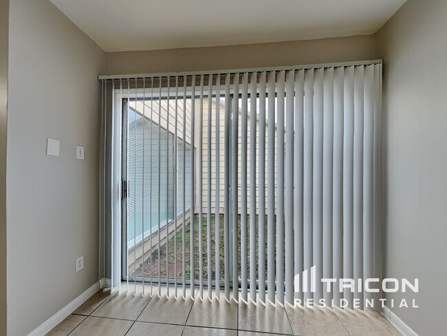 Foto del edificio - 11027 Bellbrook Dr