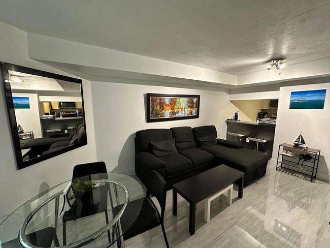 Foto del edificio - 102 SW 6th Ave