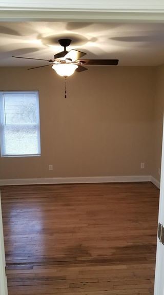 Dormitorio - 115 W 1st Ave