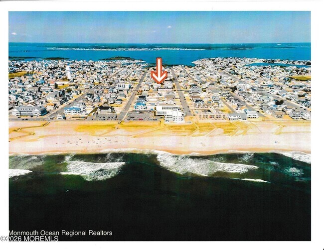 Building Photo - 2011 NJ-35