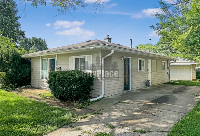 Photo - 3060 Midvale Dr, Indpls IN 46222 House