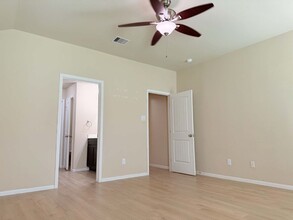 Building Photo - 9315 Claystone Ln