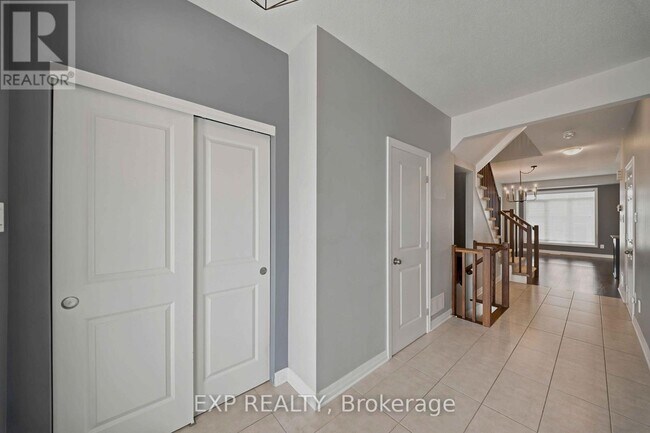 Photo du bâtiment - 615 Spring Valley Dr