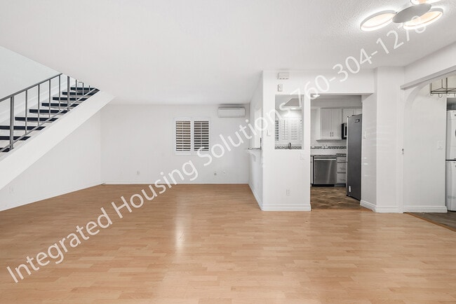 Building Photo - 5927 Mildred St