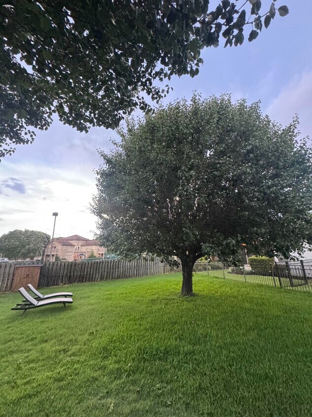 Building Photo - 265 Chipola Cove