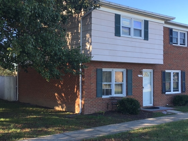 Primary Photo - 117 Chinkapin Dr
