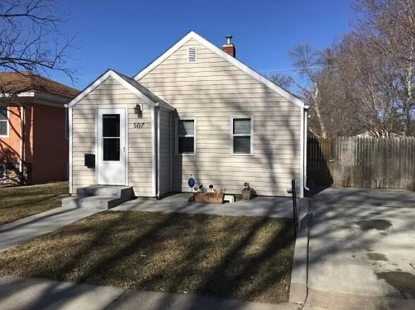 Foto principal - 507 17th St NW