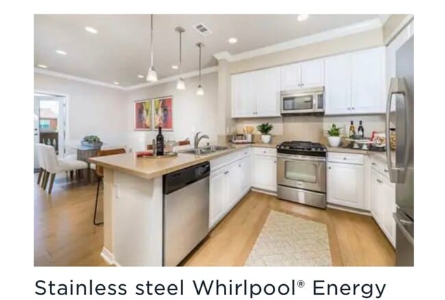 Building Photo - 8302 Ansel