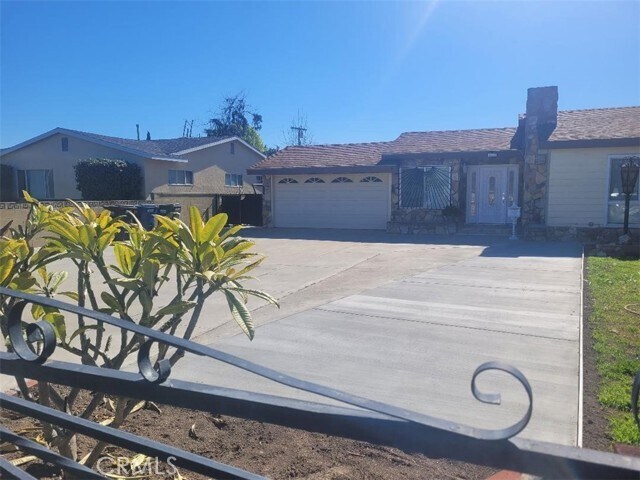 Building Photo - 6442 Crossway Dr