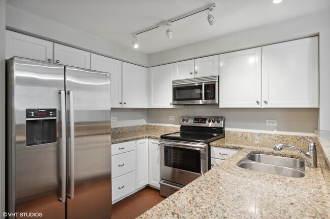 Foto del edificio - 1034 W Armitage Ave