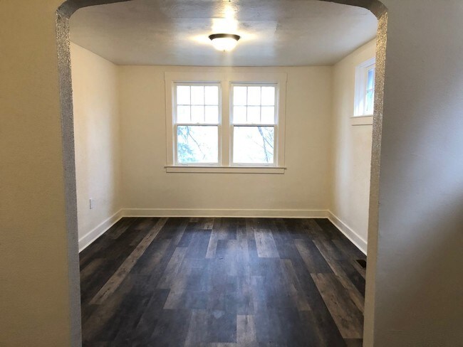 Building Photo - 3 br, 1 bath House - 623 Princeton Blvd