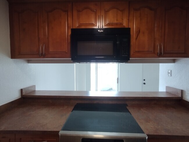 Cocina - 439 Auburn Dr