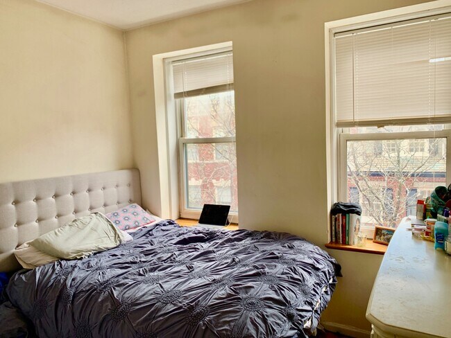 Foto del edificio - 27 Garden St