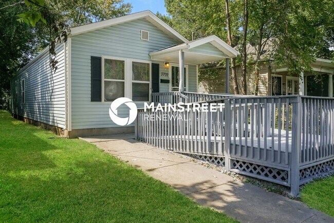 Building Photo - 3 Bedroom Pet-Friendly Home in Louisville,...