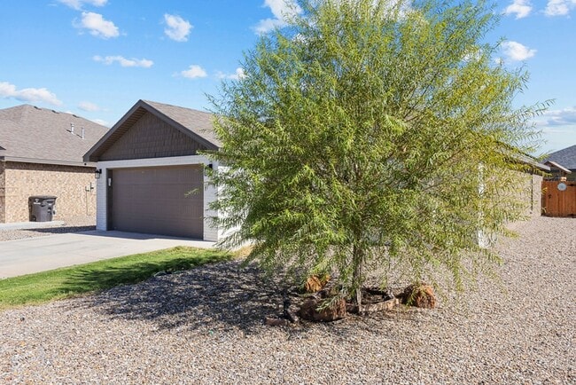 Building Photo - 6908 Wagon Ct