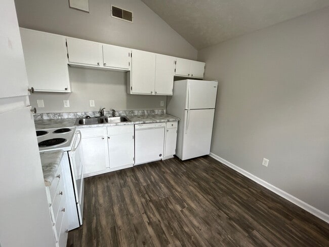 Building Photo - 21 Brianfield Cv