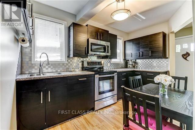 Photo du bâtiment - 11 Ellington Dr