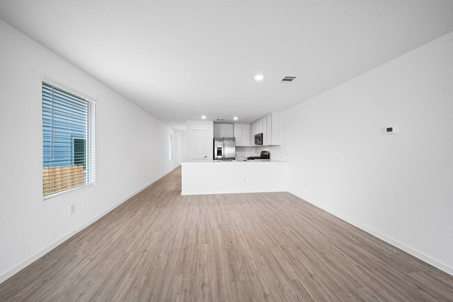 Building Photo - 241 Tahoe Ave
