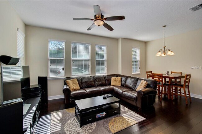 Foto del edificio - 564 Jesup Springs Ln