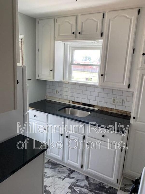 Building Photo - 1522 Longfellow Ave