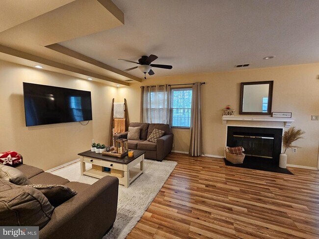 Foto del edificio - 17 Exeter Ct